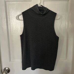 Women’s Banana Republic Sleeveless Gray with Shiny thread Turtleneck Sweater